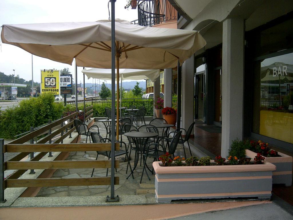 Hotel Lago Maggiore Castelletto sopra Ticino Exterior photo